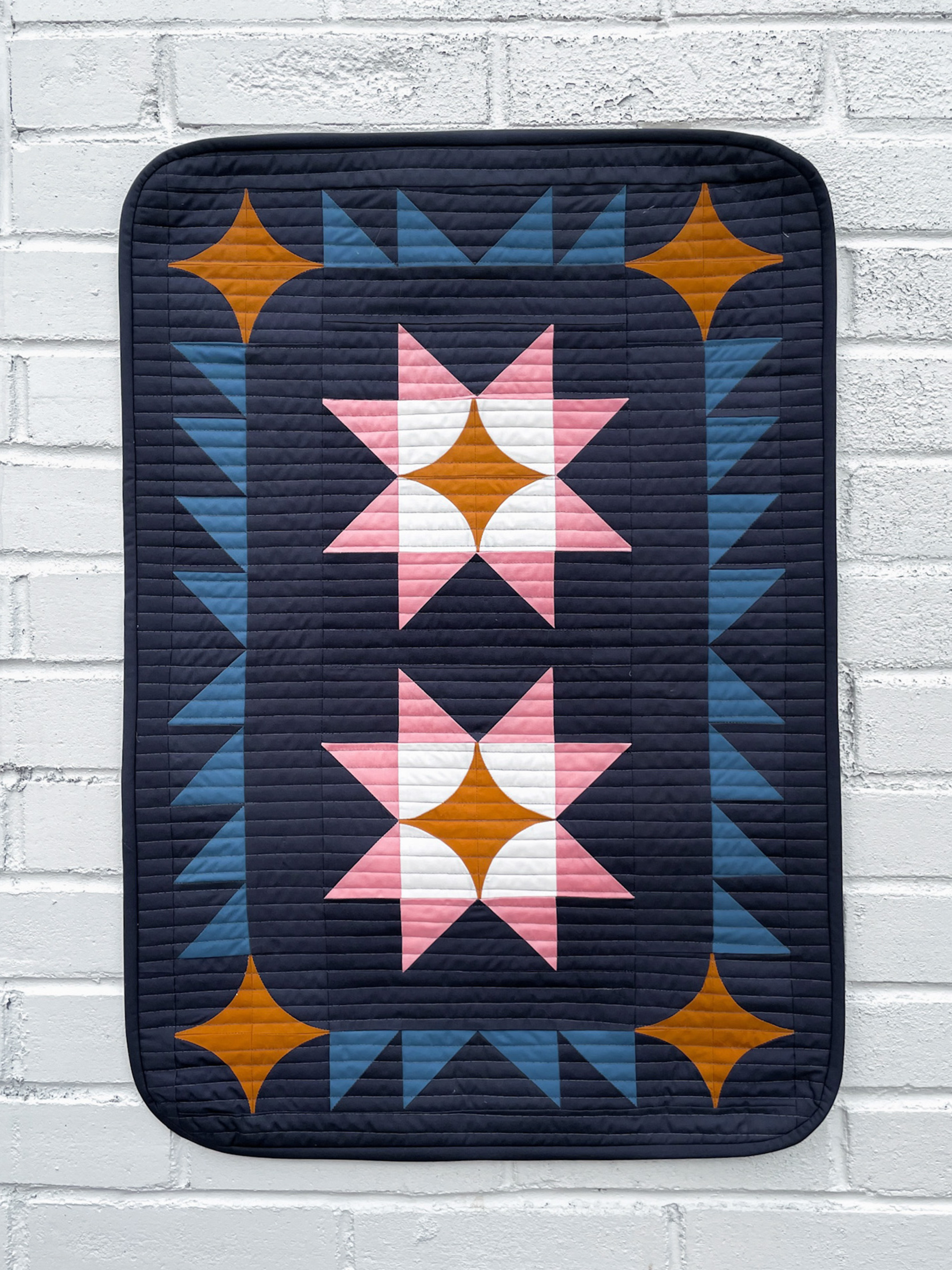Woodrose Mini Quilt Pattern (Download)